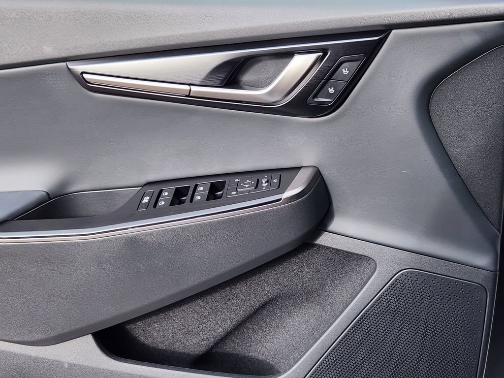New 2025 Kia EV6 Wind image 6