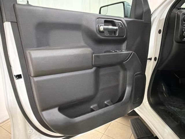 New 2026 Chevrolet Silverado 1500 Custom AWD/4WD image 10
