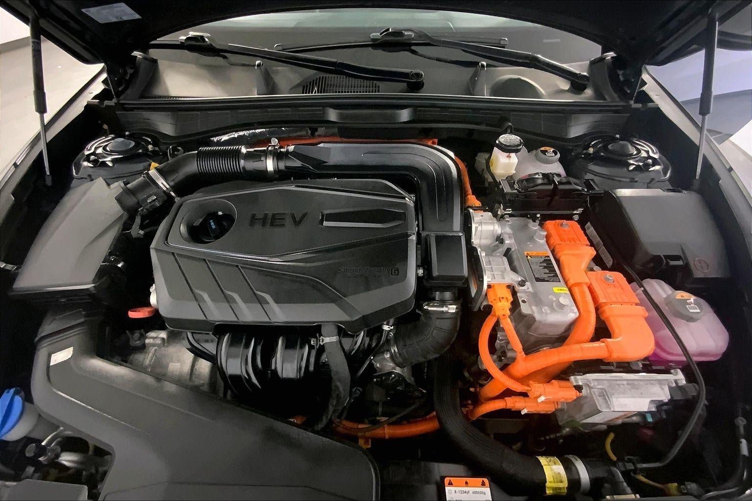 Used 2025 Hyundai Sonata SEL FWD image 10