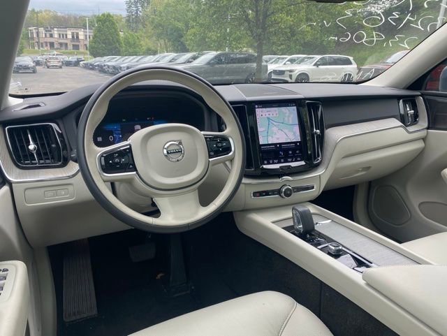 Used 2023 Volvo XC60 T8 Plus w/ Protection Package Premier AWD/4WD image 11