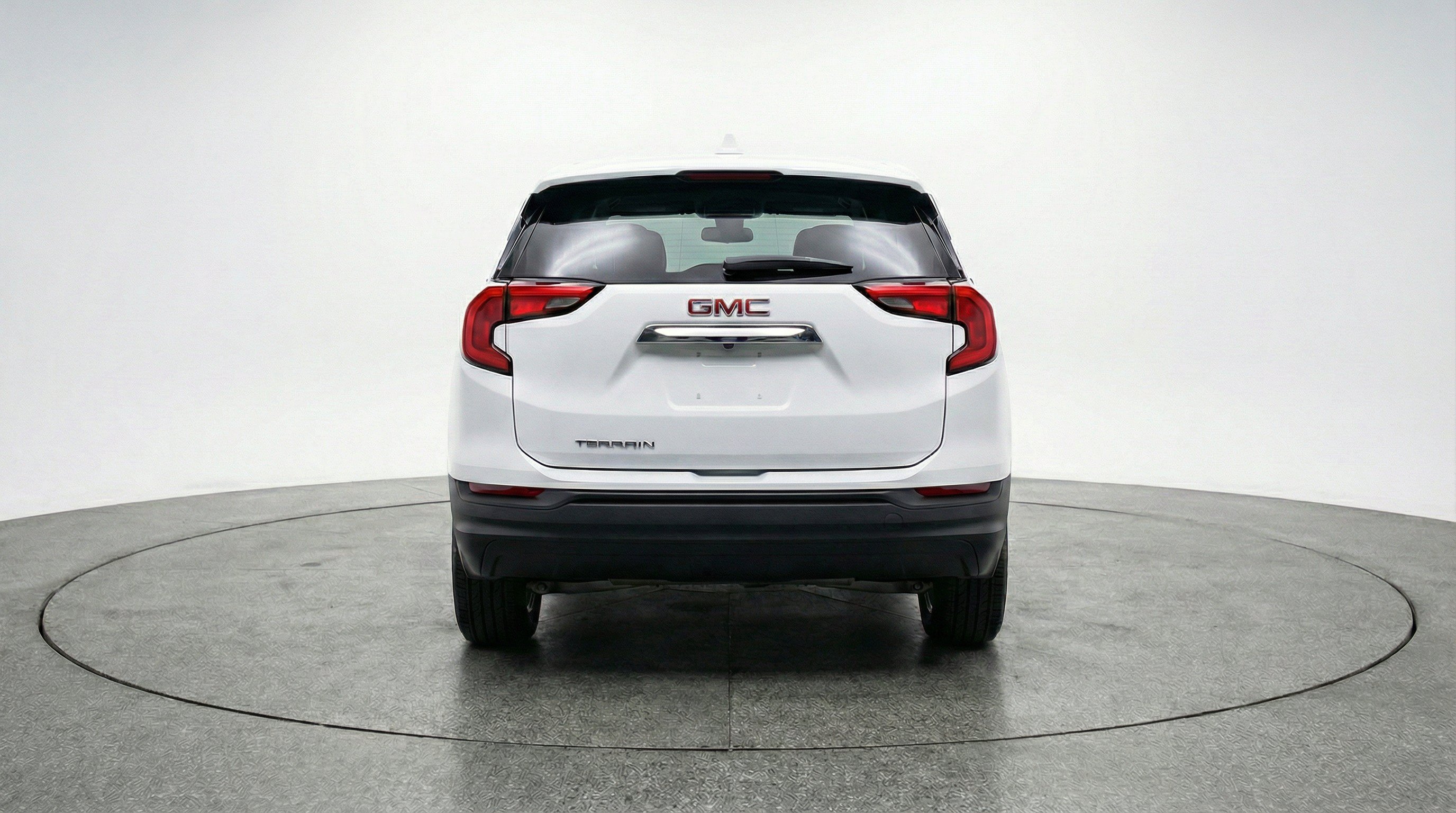 Used 2024 GMC Terrain SLE FWD image 7