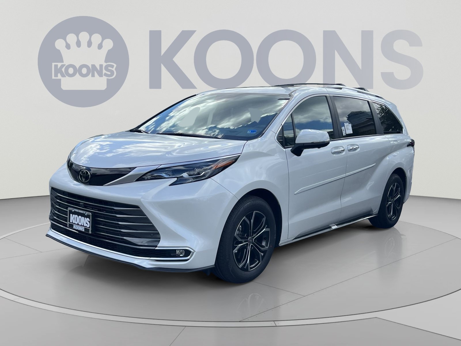New 2026 Toyota Sienna Platinum
