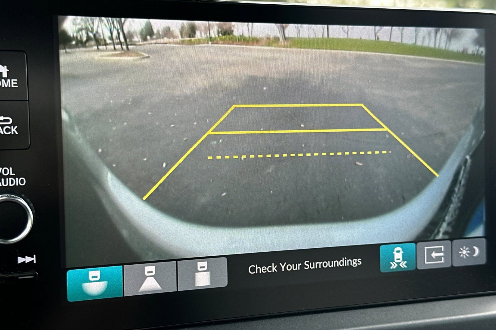 Used 2025 Honda Pilot Touring image 27