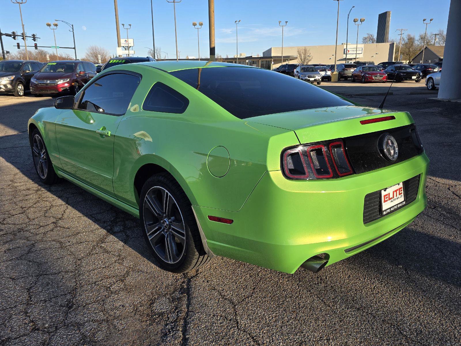 Used 2014 Ford Mustang Coupe w/ V6 Performance Package image 7