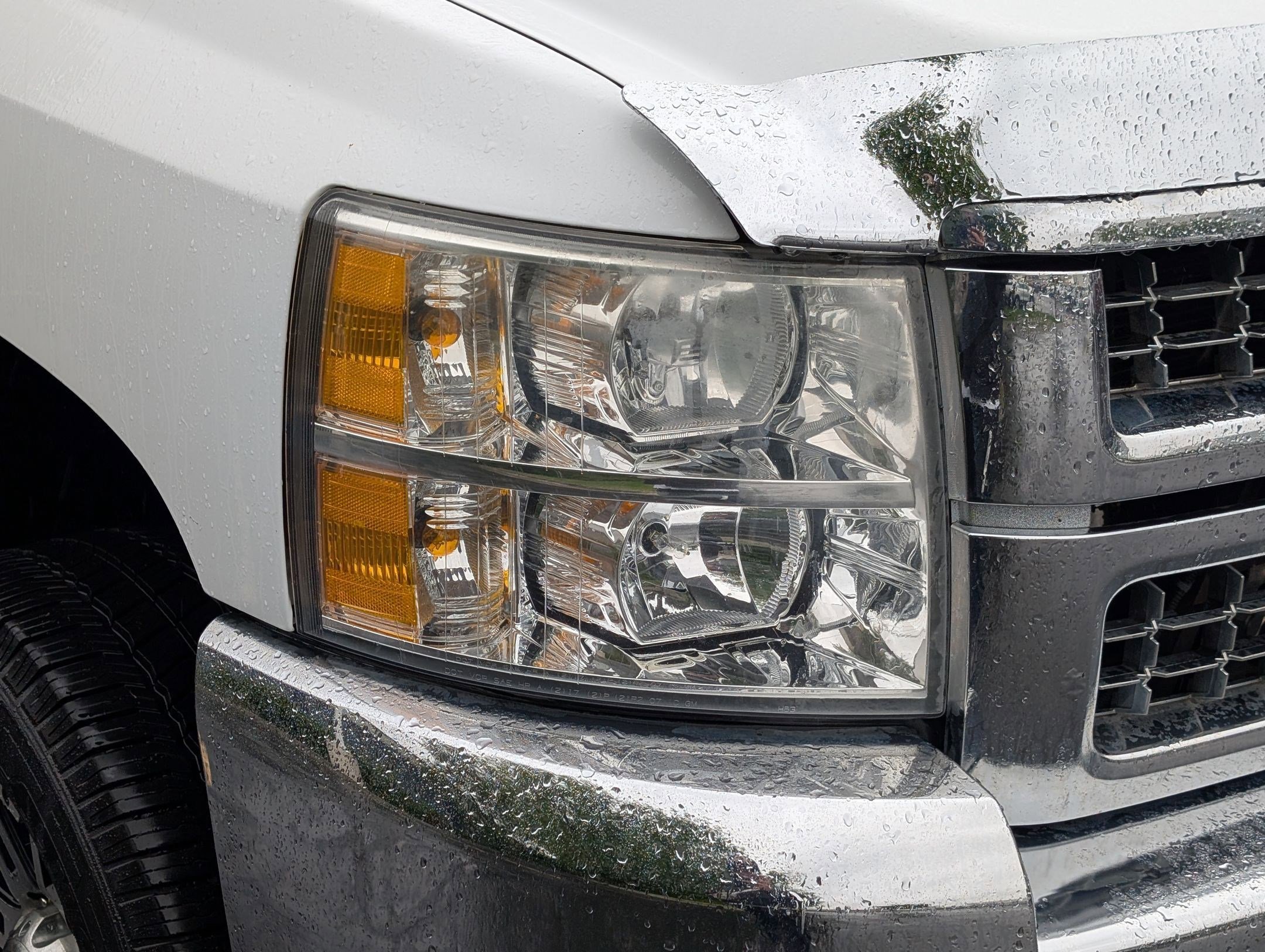 Used 2010 Chevrolet Silverado 2500 LT w/ Interior Plus Package AWD/4WD image 10