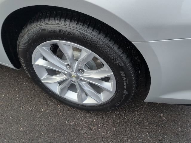 Used 2021 Chevrolet Malibu LT image 14