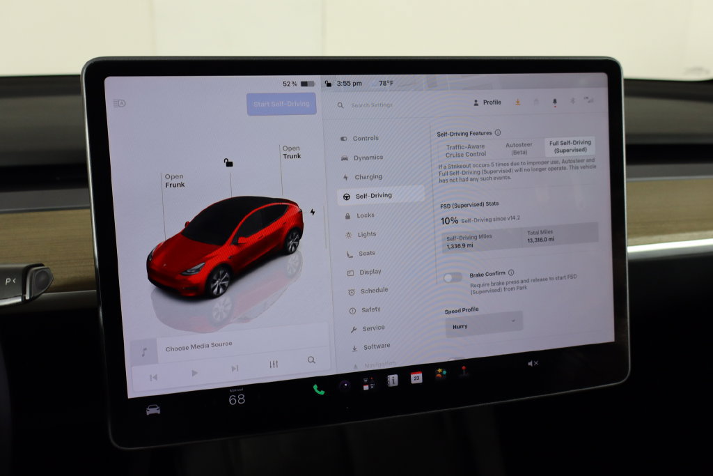 Used 2023 Tesla Model Y Long Range AWD/4WD image 31