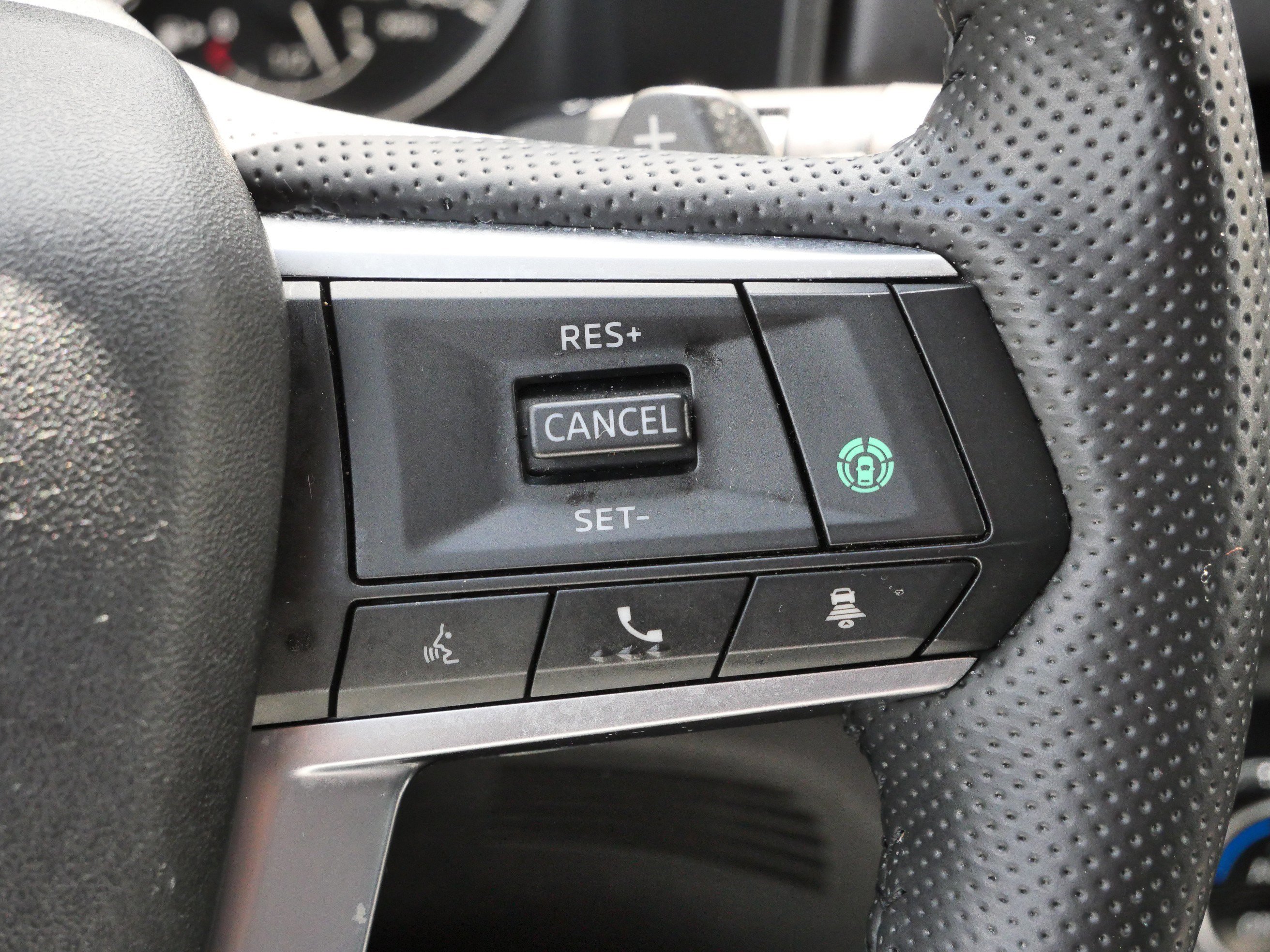 Used 2025 Mitsubishi Outlander SE AWD/4WD image 31