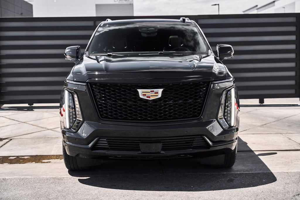 Used 2025 Cadillac Escalade ESV Sport AWD/4WD image 14