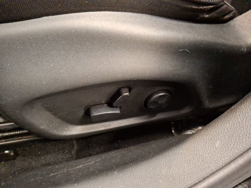 Used 2020 Jeep Compass Altitude image 17