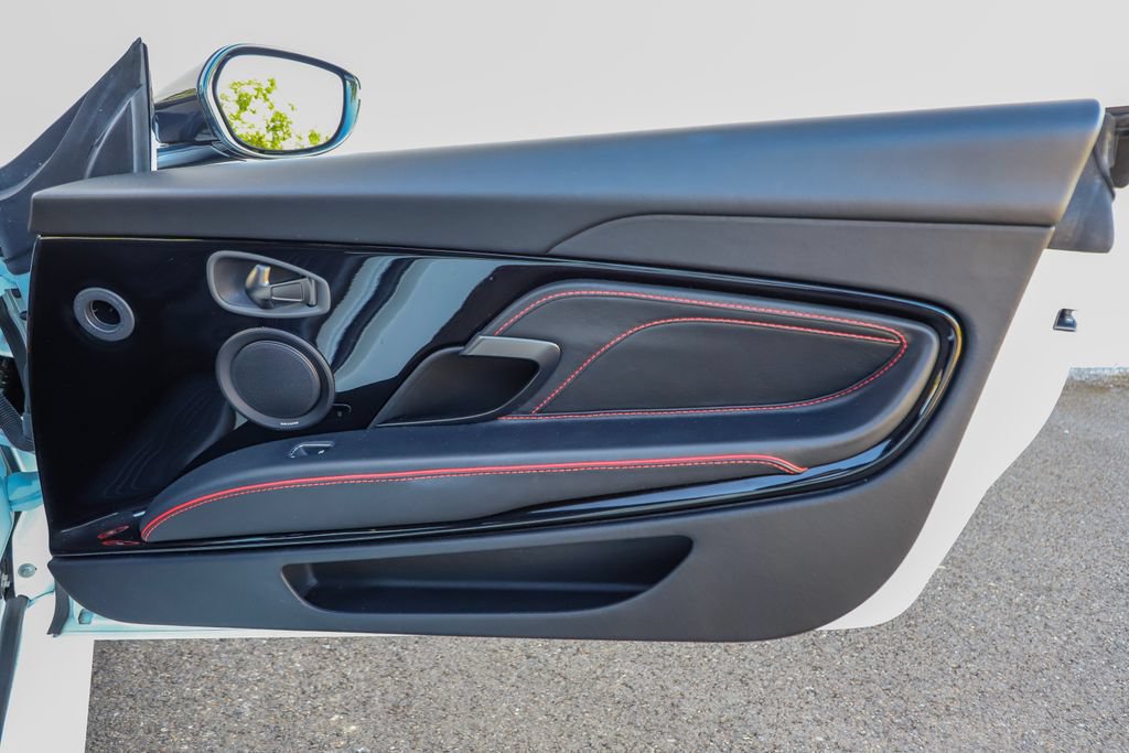 Used 2019 Aston Martin DBS Superleggera RWD image 67