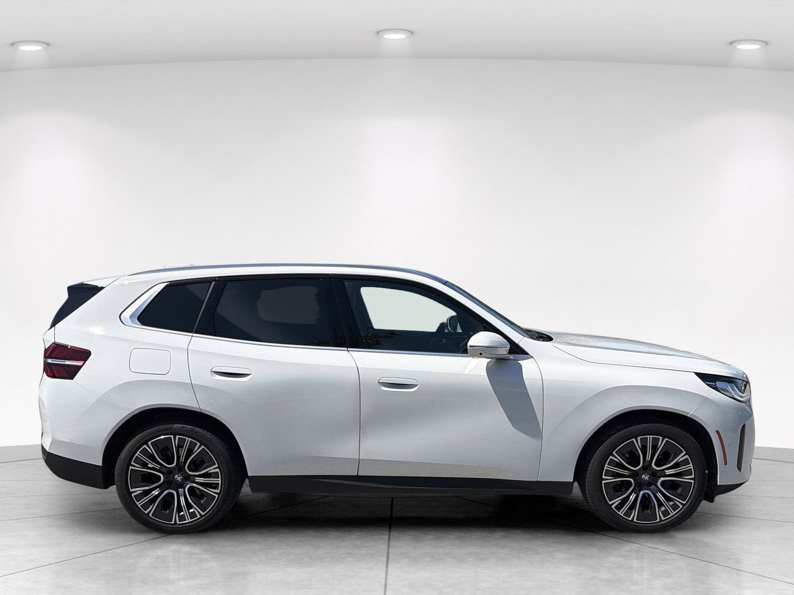 New 2025 BMW X3 xDrive30 w/ Premium Package AWD/4WD image 3