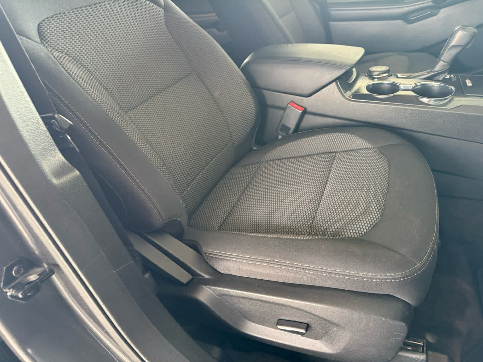 Used 2017 Ford Explorer XLT AWD/4WD image 10