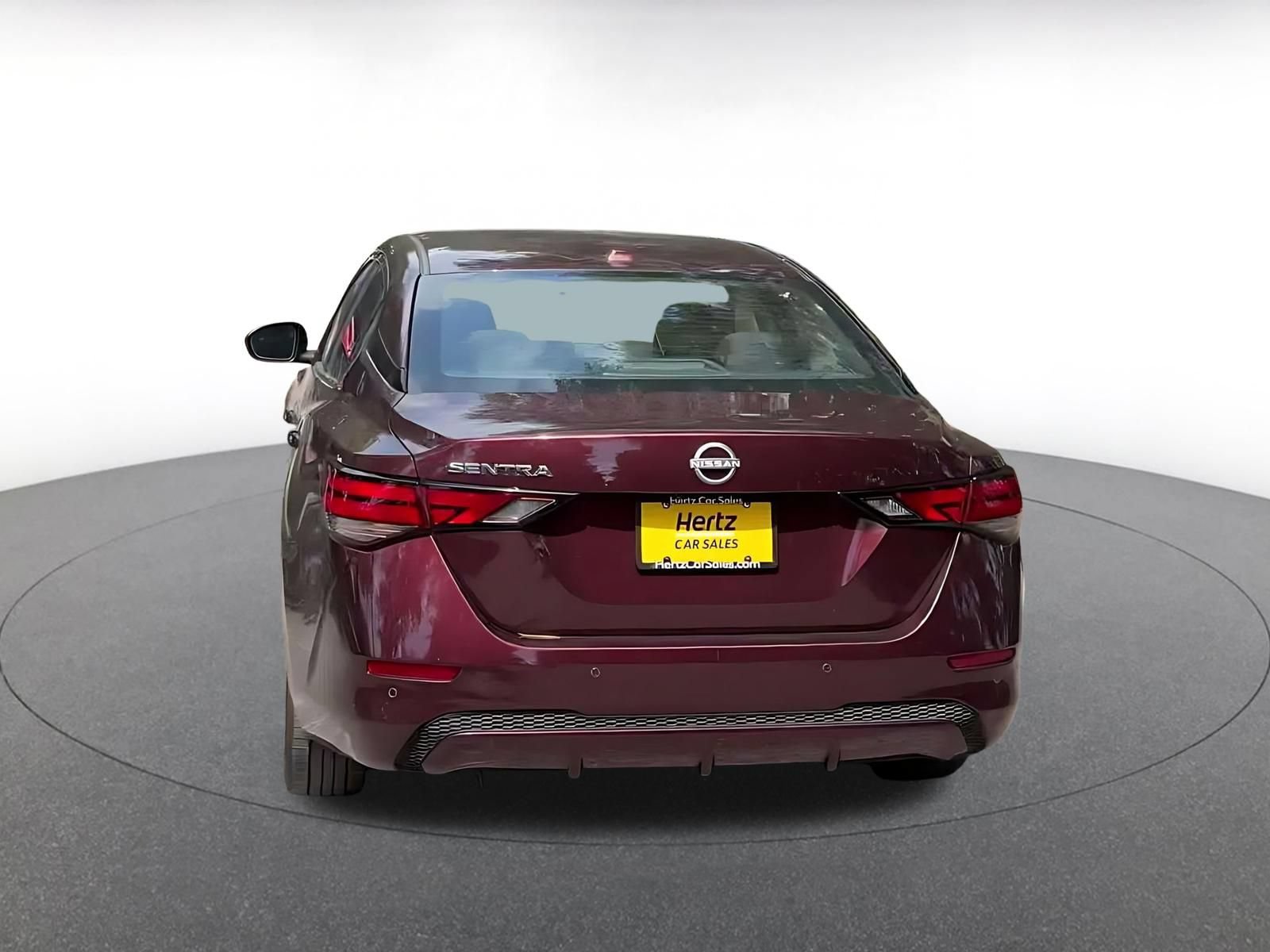 Used 2025 Nissan Sentra SV FWD image 10