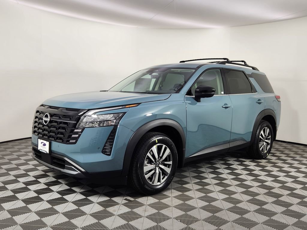 New 2026 Nissan Pathfinder SL image 1
