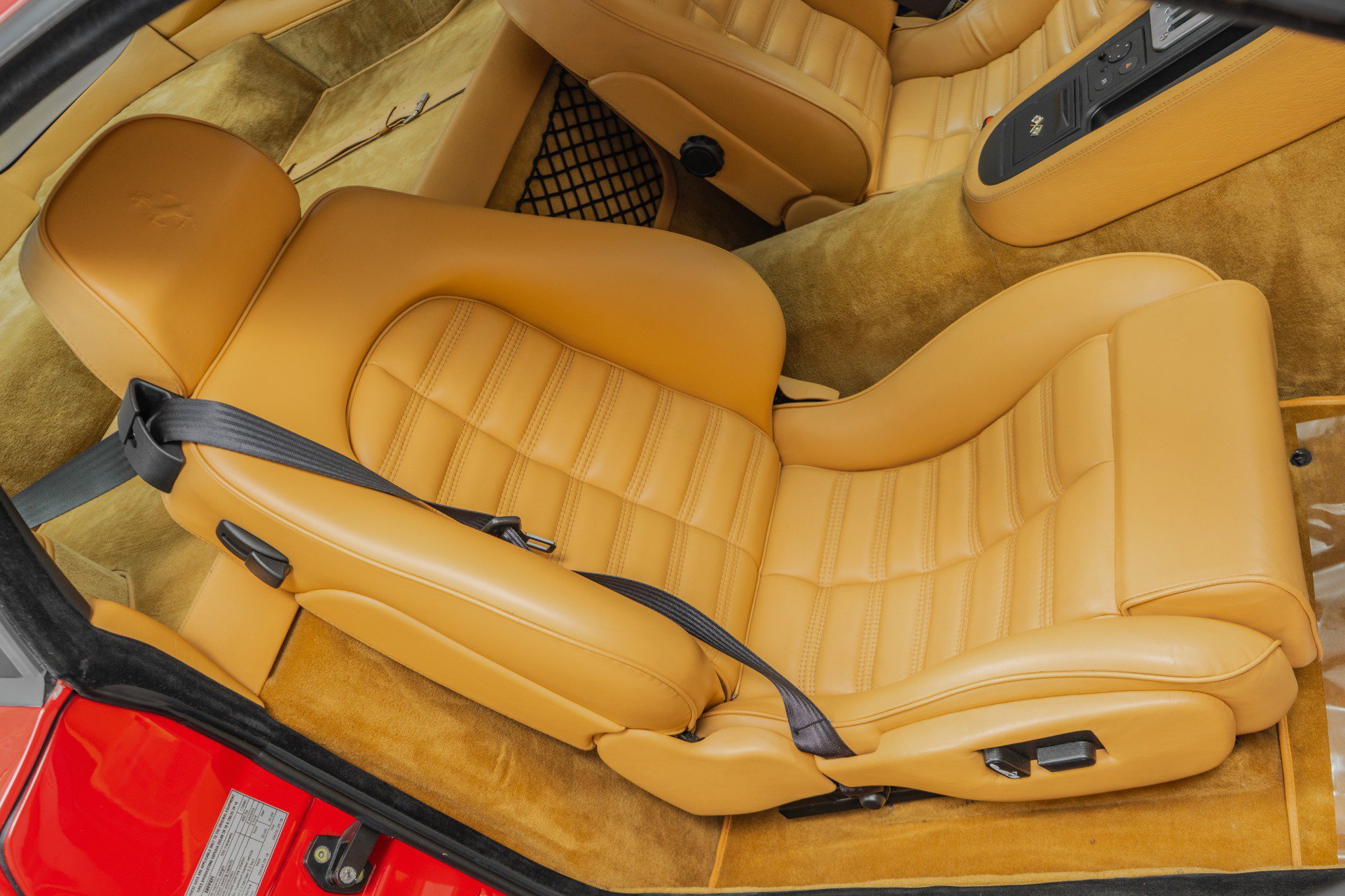 Used 1999 Ferrari 550 Maranello Coupe image 28