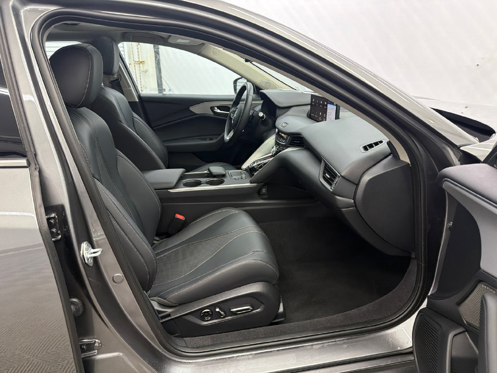 Used 2025 Acura TLX w/ Technology Package FWD image 15