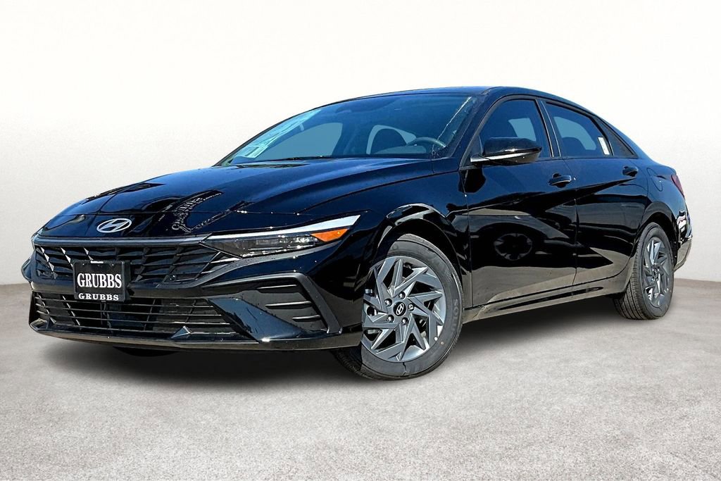 New 2025 Hyundai Elantra Blue FWD image 2