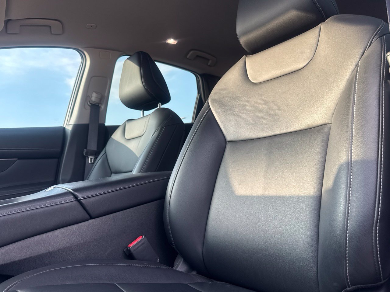 Certified 2025 Nissan Murano SV FWD image 41