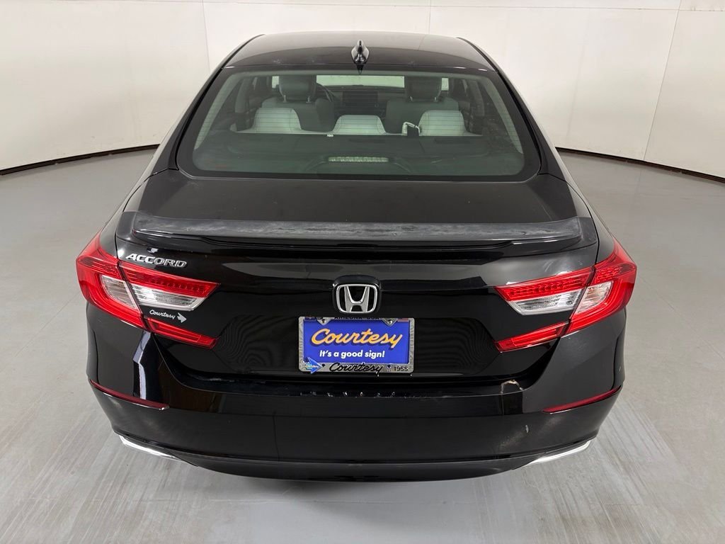 Used 2018 Honda Accord LX image 7