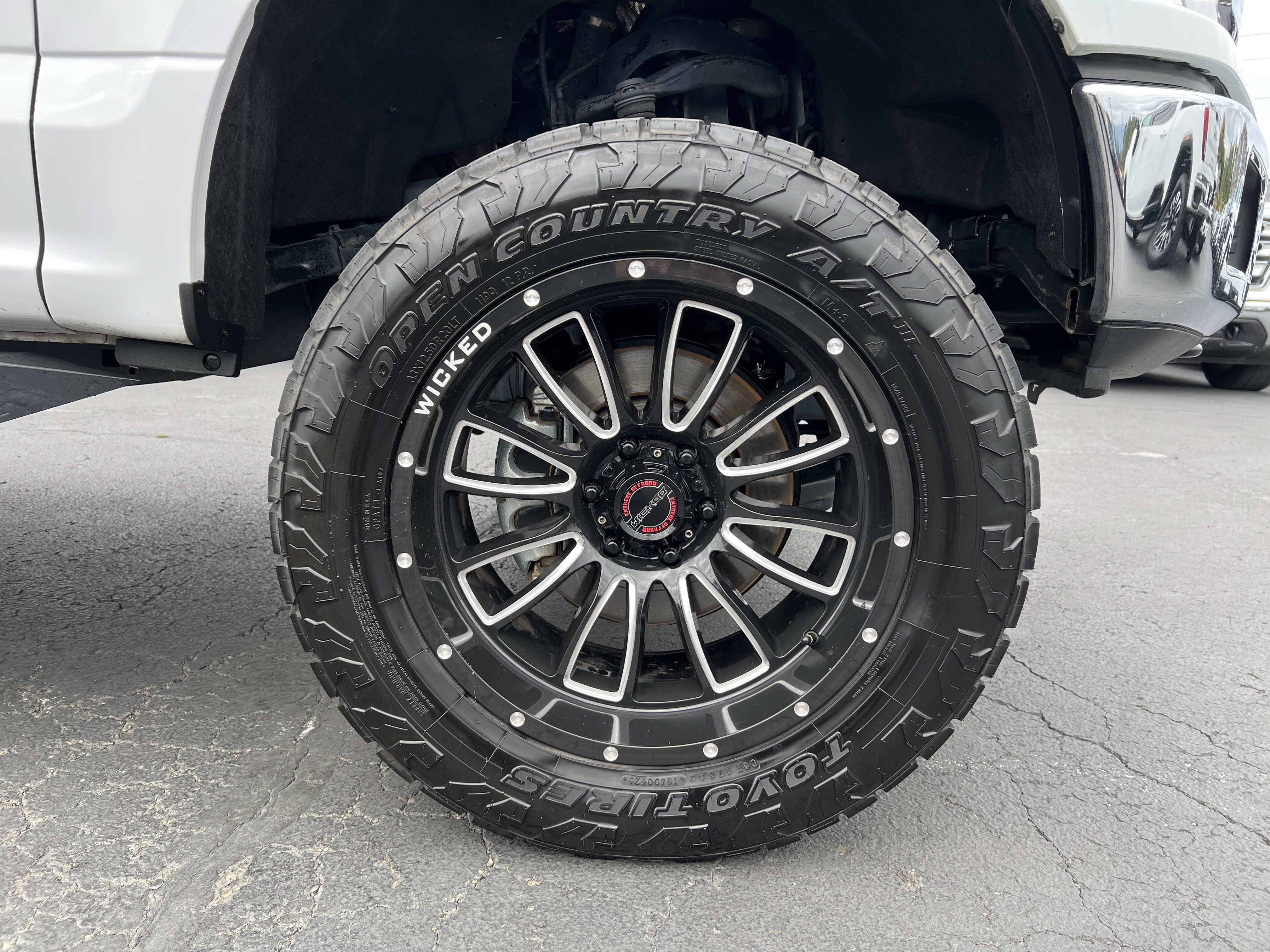 Used 2019 Ford F150 XLT w/ Trailer Tow Package AWD/4WD image 12