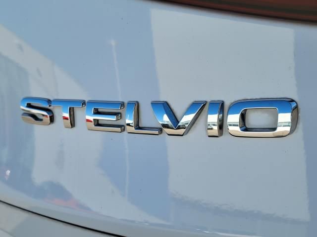 Used 2019 Alfa Romeo Stelvio Ti Sport w/ Quick Order Package 22S Sport image 6