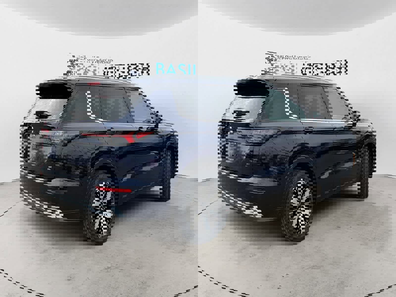 New 2026 Mitsubishi Outlander SEL image 5