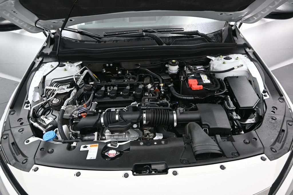 Used 2022 Honda Accord Sport image 12