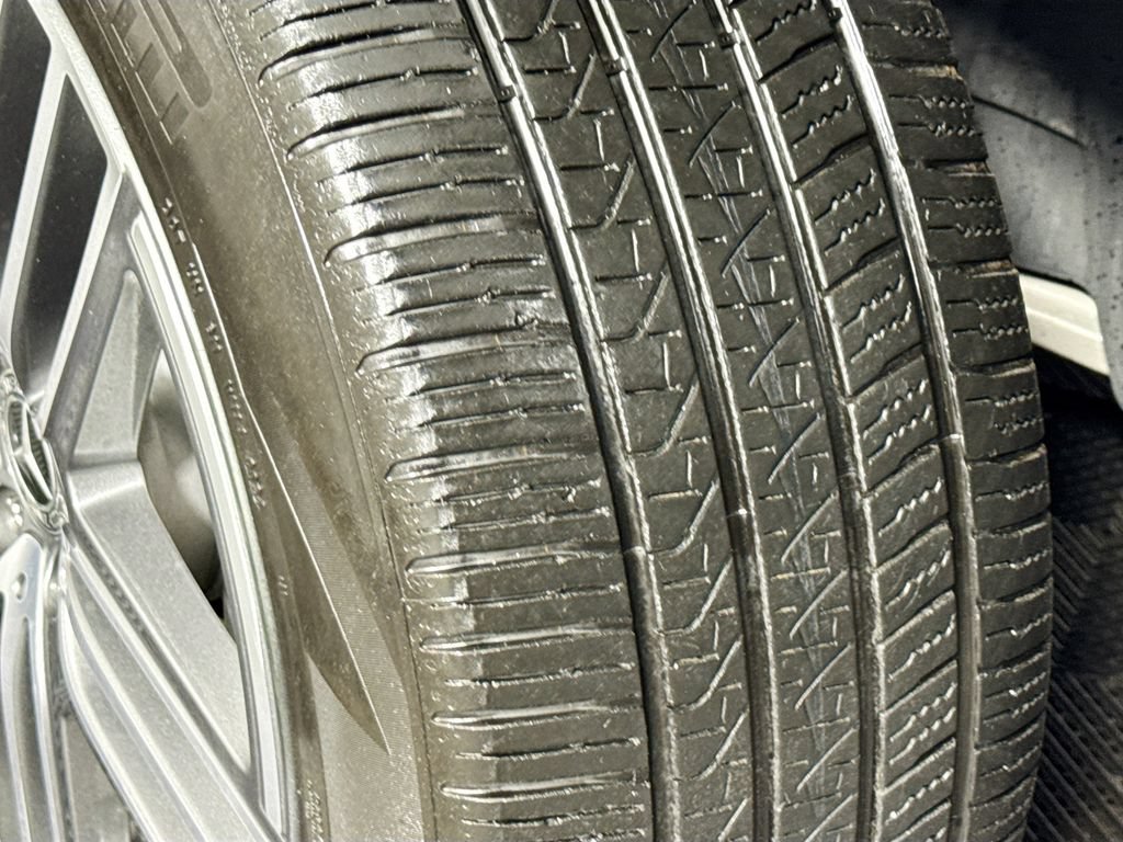 Used 2024 Mercedes-Benz GLS 450 4MATIC image 42
