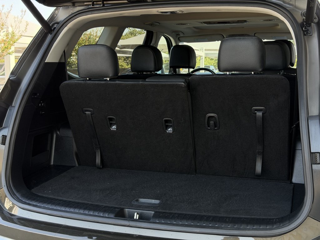 Used 2024 Kia Telluride EX w/ EX Captain's Chair Package FWD image 29