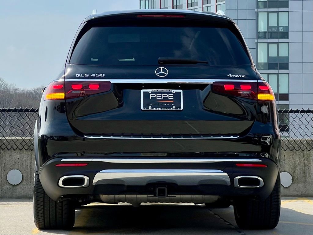 Certified 2026 Mercedes-Benz GLS 450 4MATIC image 7