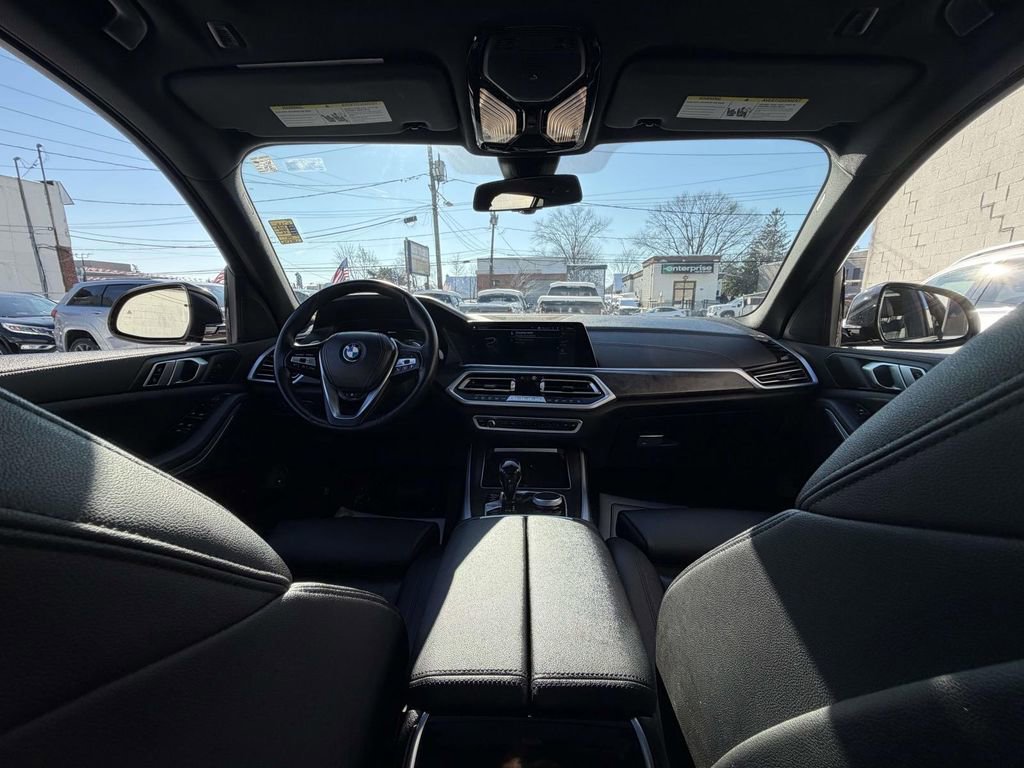 Used 2022 BMW X5 xDrive45e image 22