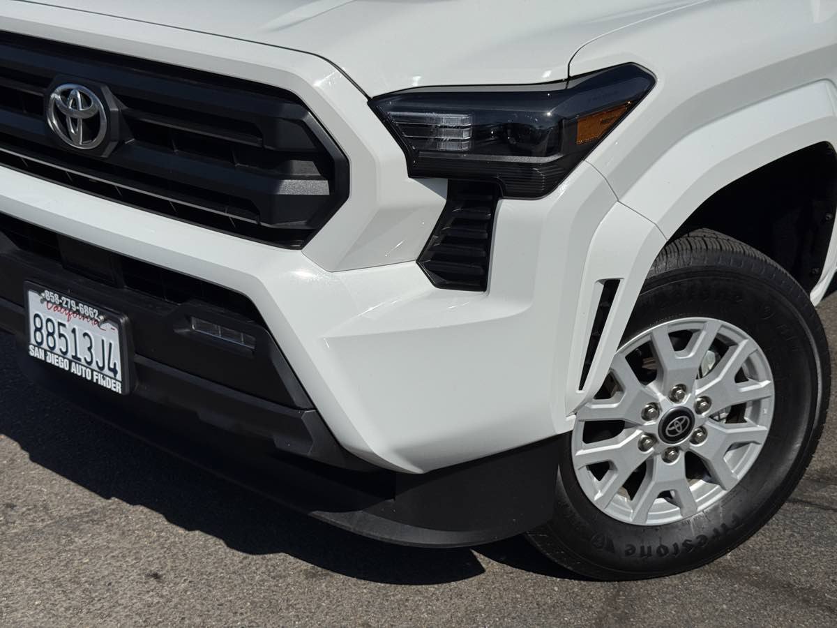 Used 2026 Toyota Tacoma SR5 RWD image 3