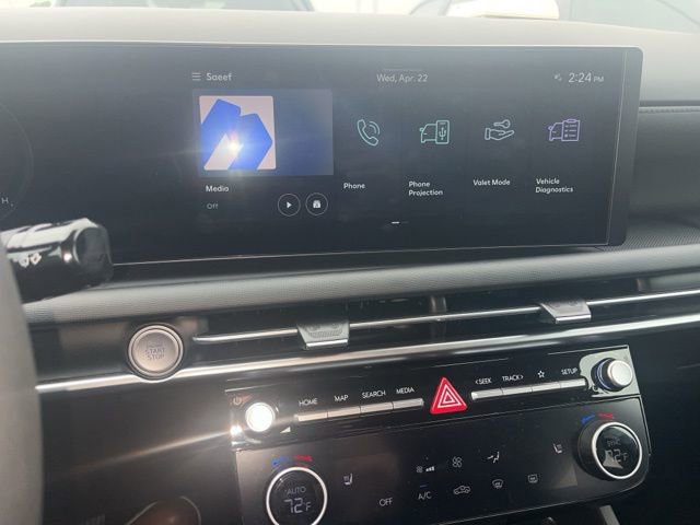 Used 2025 Hyundai Santa Cruz SEL AWD/4WD image 11