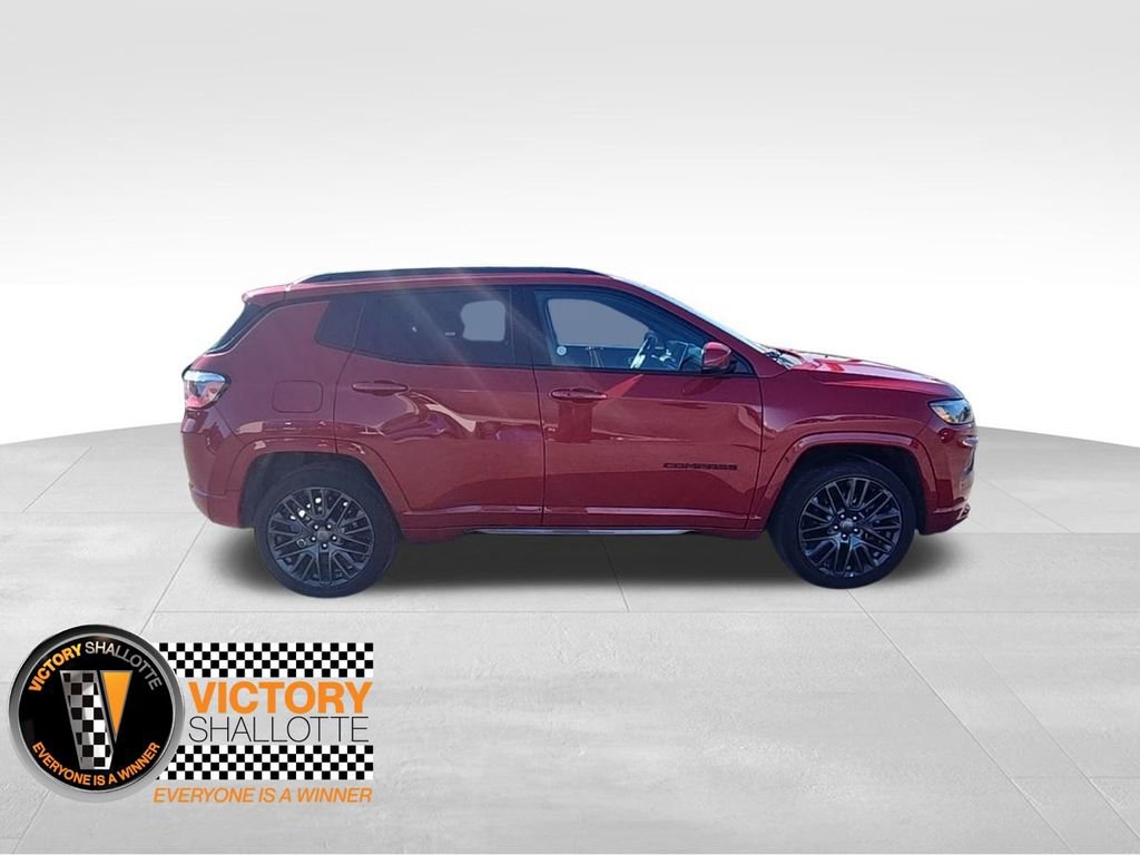 Used 2023 Jeep Compass Limited image 27