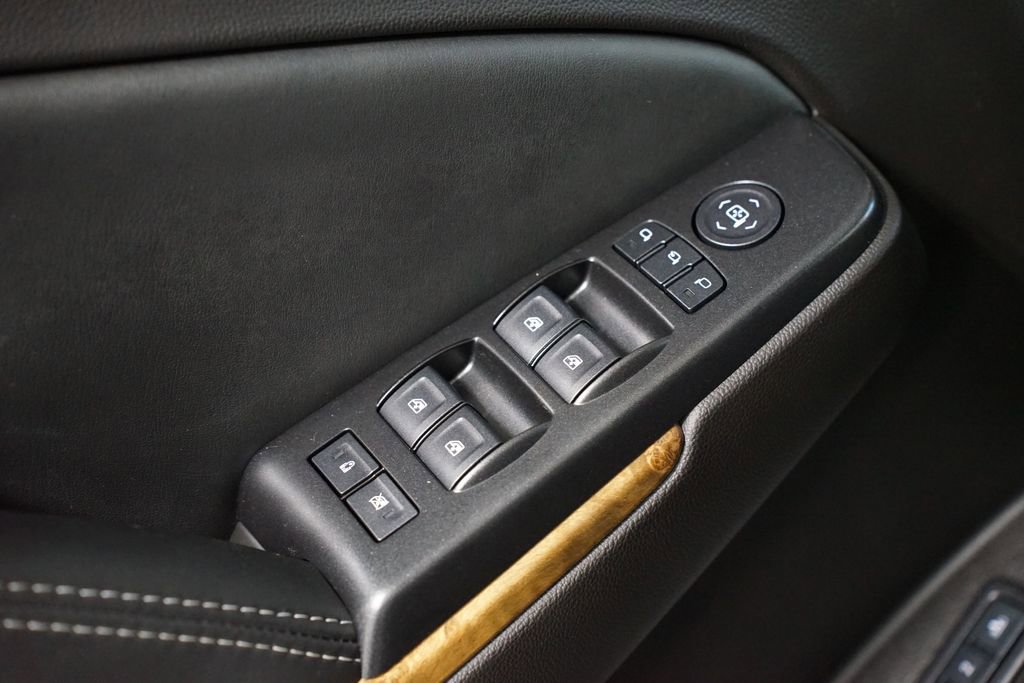 Used 2016 GMC Yukon Denali w/ Open Road Package image 33