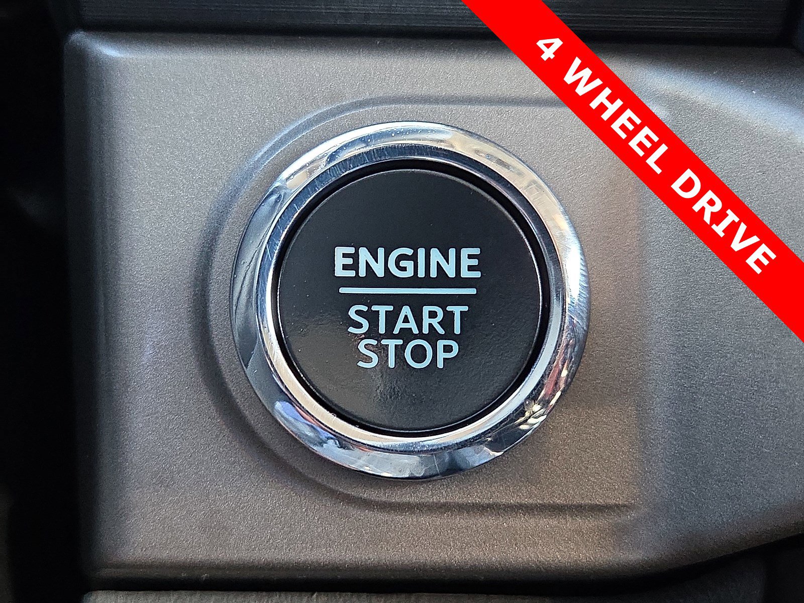 Used 2024 Ford F150 XLT w/ Equipment Group 302A MID image 20