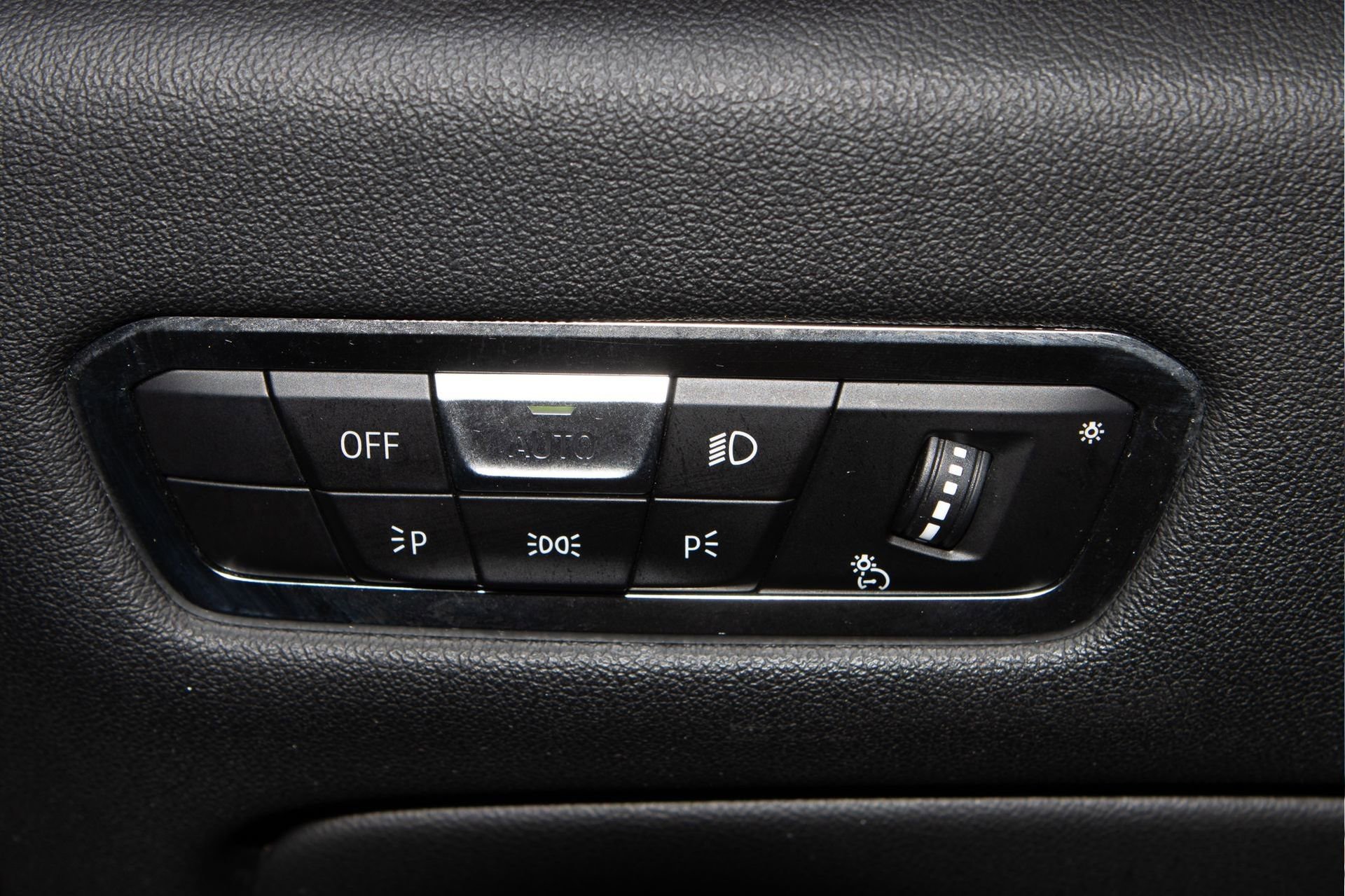 Used 2022 BMW X5 sDrive40i w/ Premium Package image 27