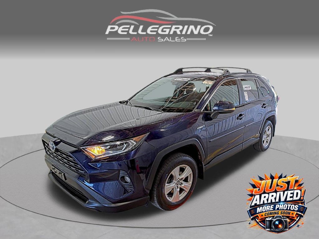 Used 2021 Toyota RAV4 XLE w/ Convenience Package