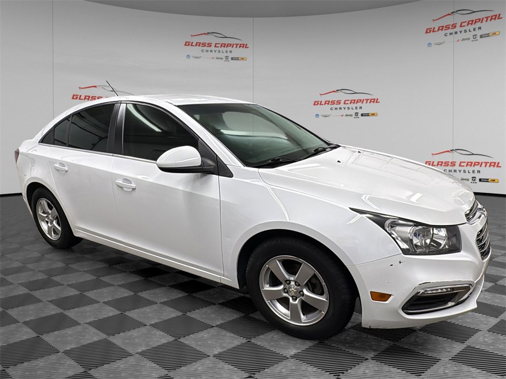 Used 2016 Chevrolet Cruze LT w/ Technology Package
