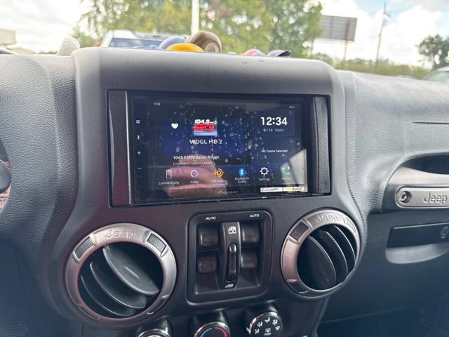Used 2018 Jeep Wrangler Unlimited Sport S AWD/4WD image 31