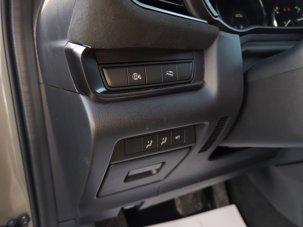 Certified 2025 MAZDA CX-30 Carbon image 13