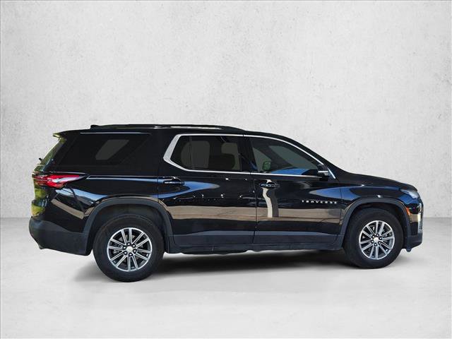 Used 2023 Chevrolet Traverse LT FWD image 4