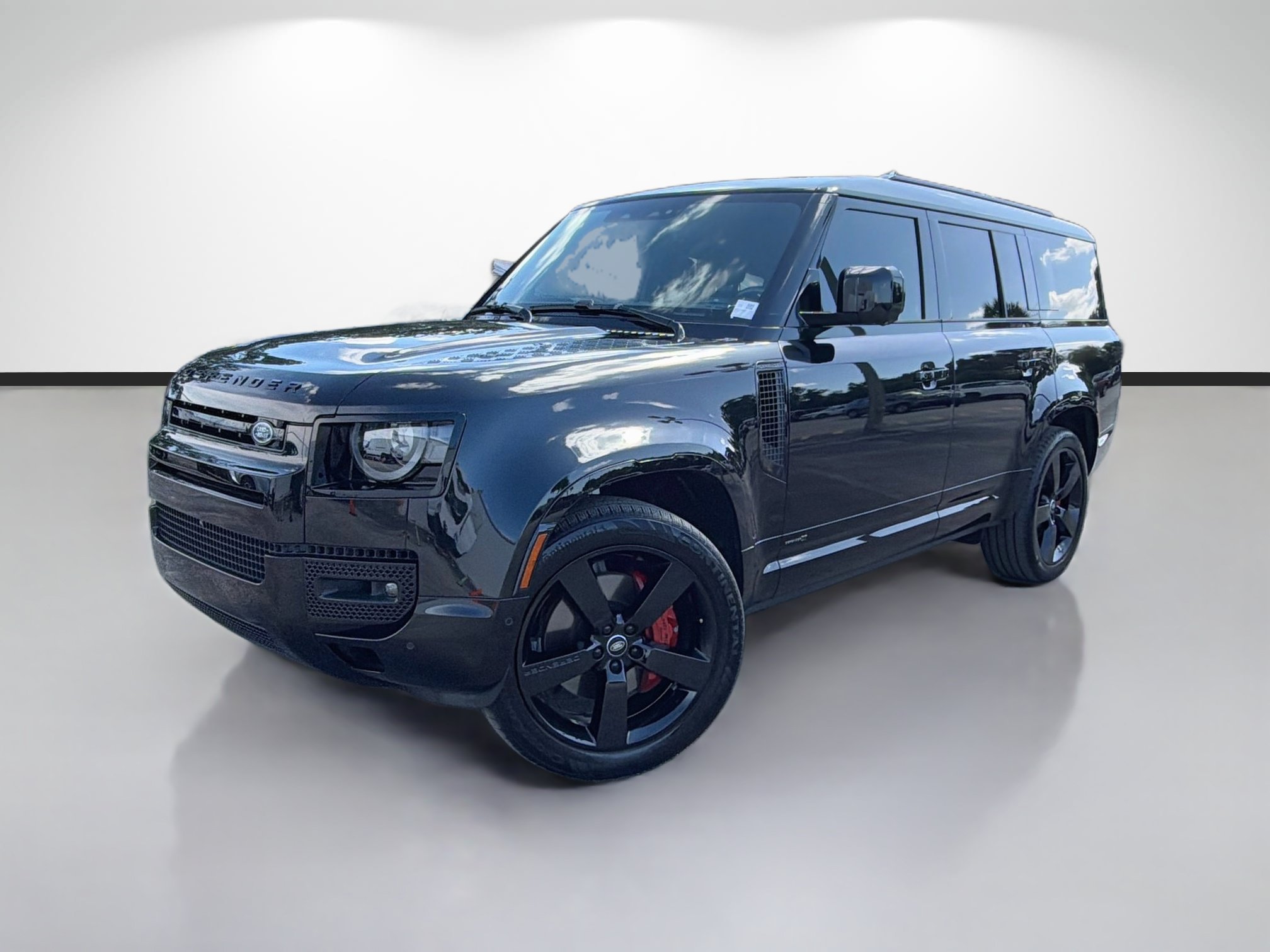 Used 2025 Land Rover Defender 130 X AWD/4WD image 1