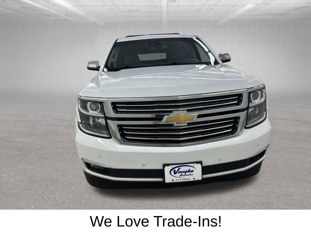 Used 2020 Chevrolet Suburban Premier AWD/4WD image 3