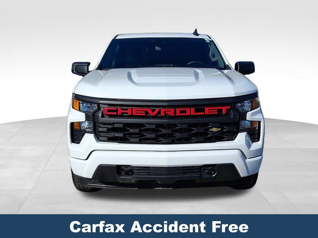 Used 2024 Chevrolet Silverado 1500 Custom image 3