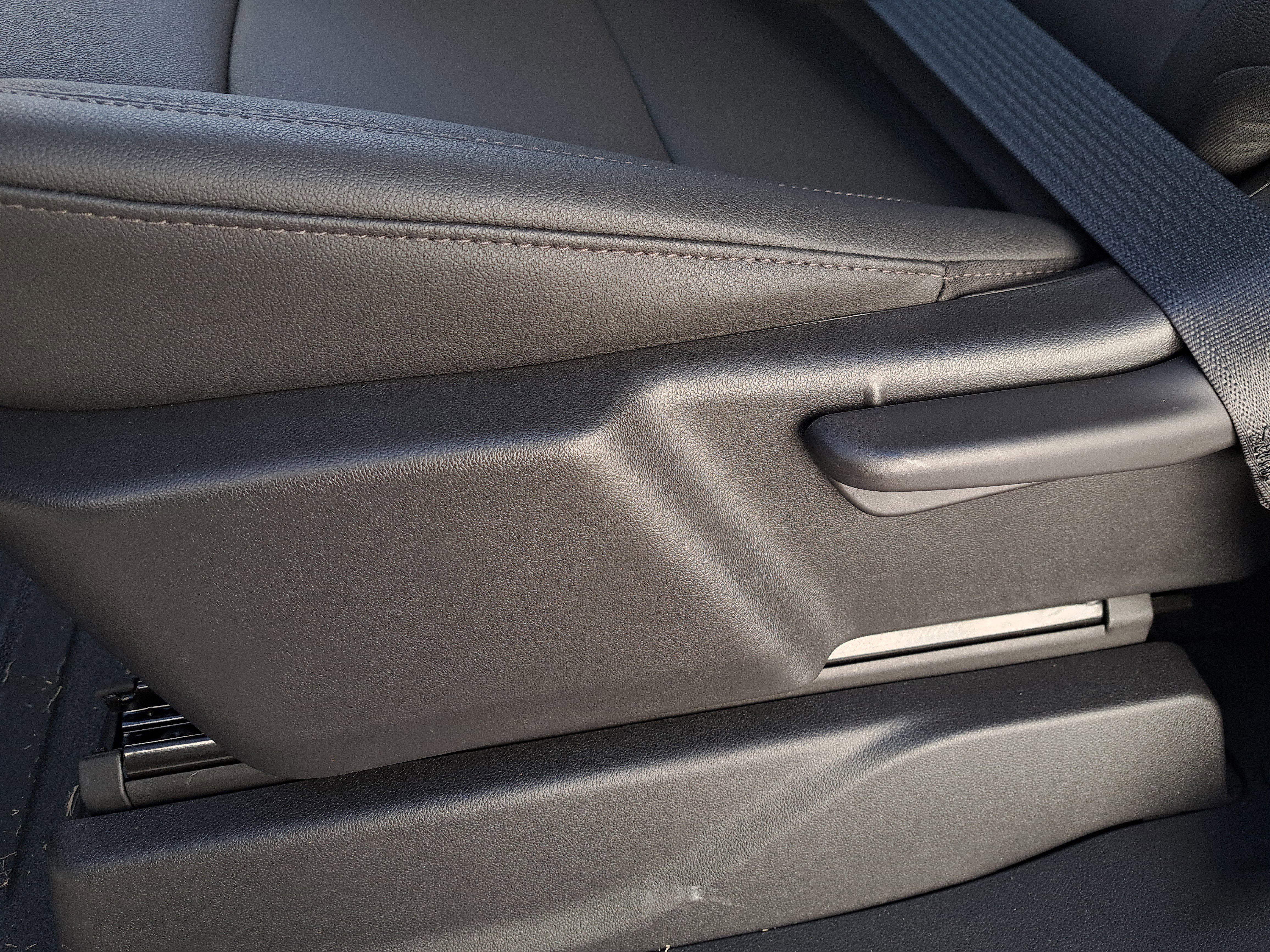 New 2026 GMC Sierra 1500 Pro w/ Pro Value Package image 18