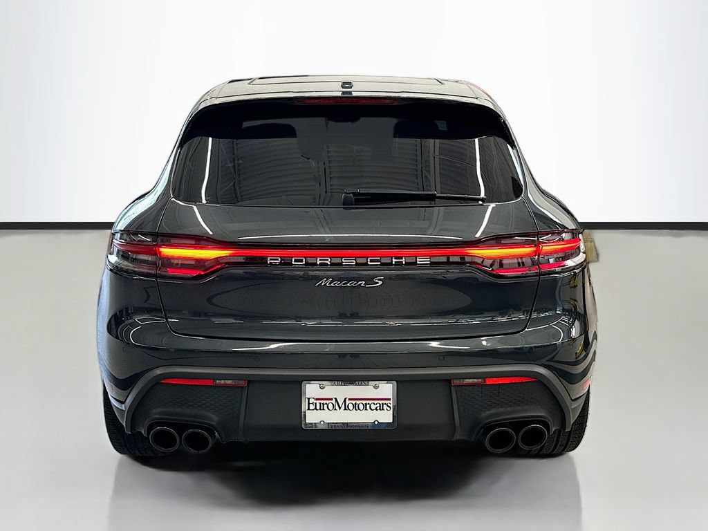 Certified 2022 Porsche Macan S AWD/4WD image 10