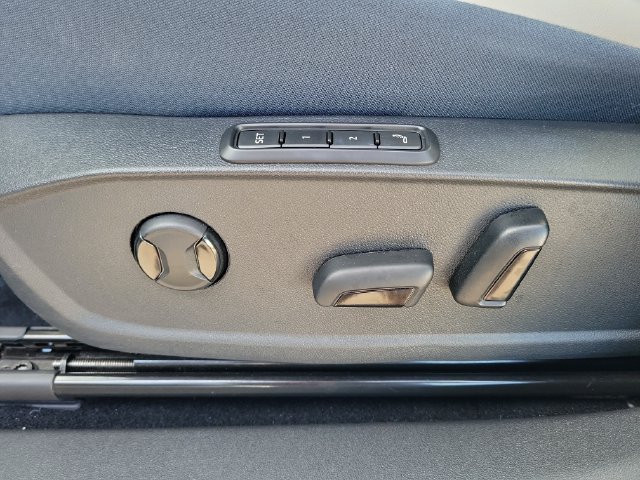 Certified 2023 Volkswagen ID.4 Pro S AWD/4WD image 19