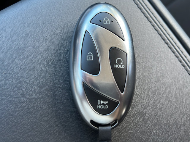Certified 2024 Hyundai Santa Fe SE FWD image 33